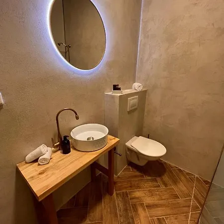 Fara Pod Milesovkou Velemin